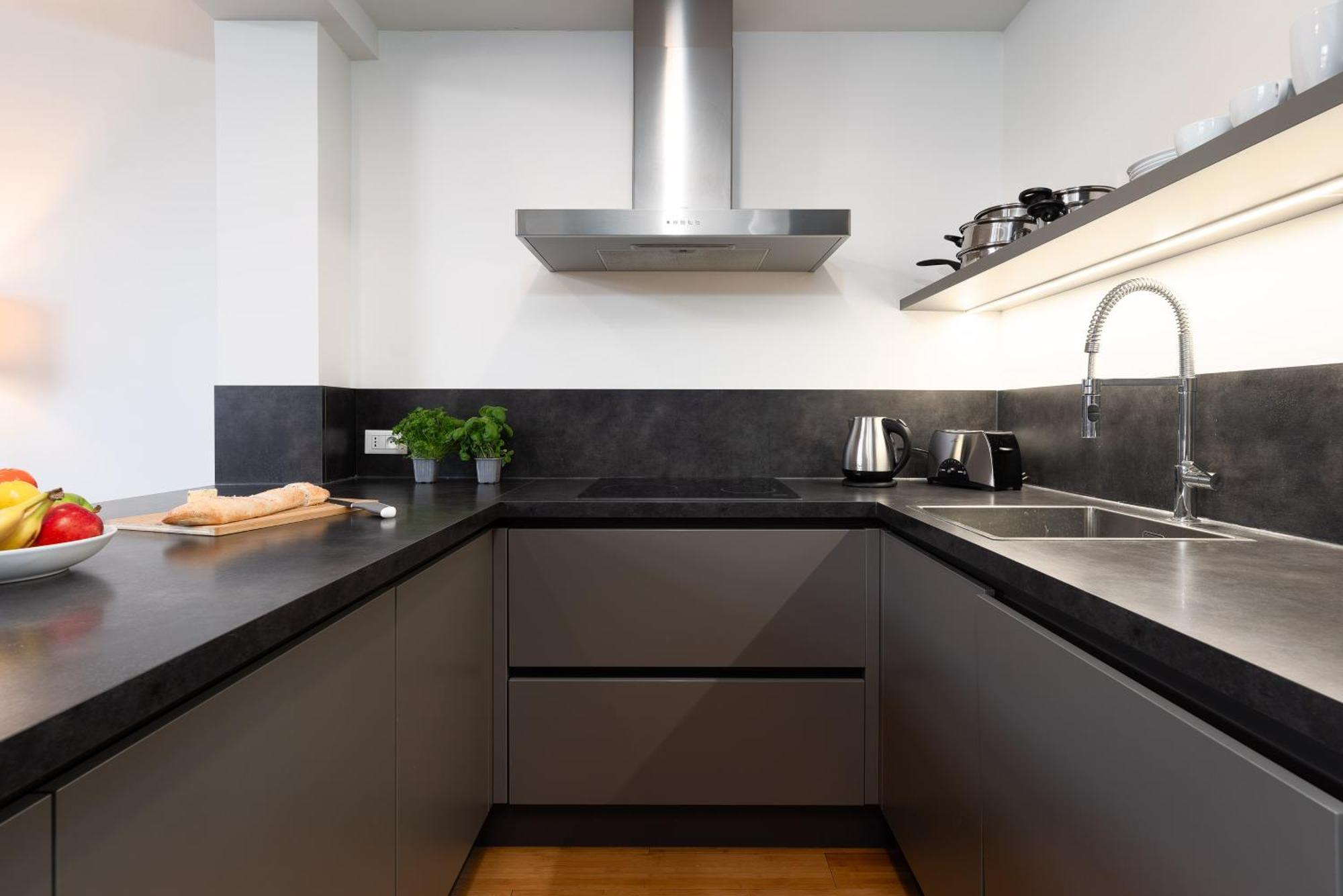 Two-Level Apart With A Terrace Near The Vltava River プラハ エクステリア 写真